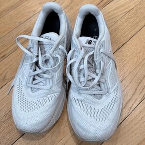 NEW BALANCE Womens Fresh Foam X 880v14 in Grey W8.5/M7